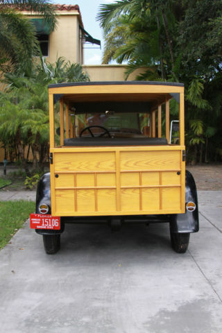 1929 TAN/BLK Ford Model A Wagon