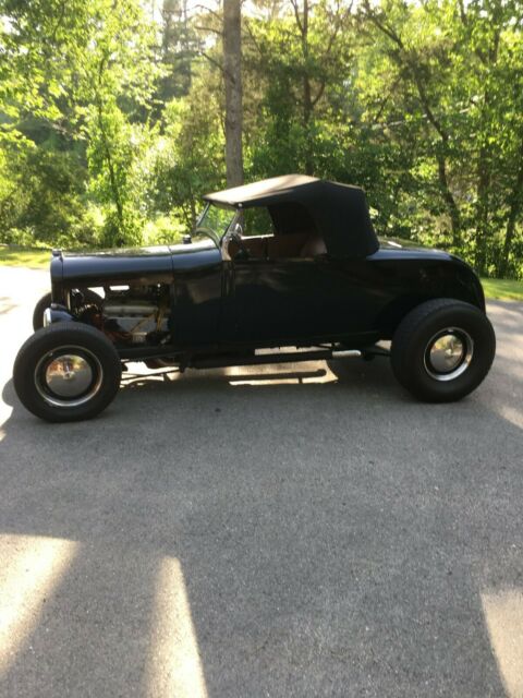 1929 Black Ford roadster roadster