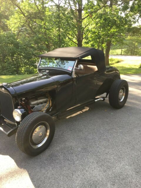 1929 Black Ford roadster roadster