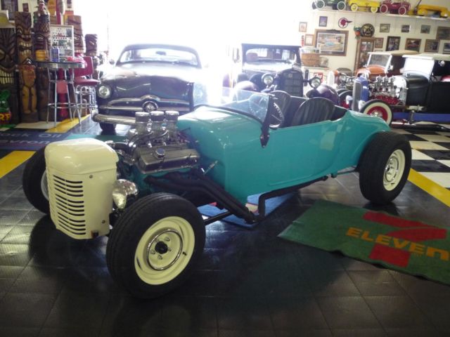 1929 56 chevy blue Ford Model A