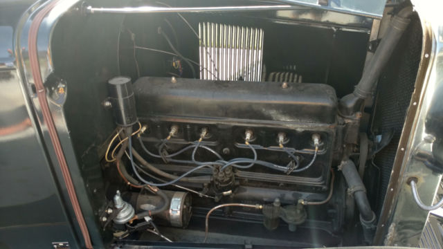 1930 green / black Chevrolet coupe Coupe