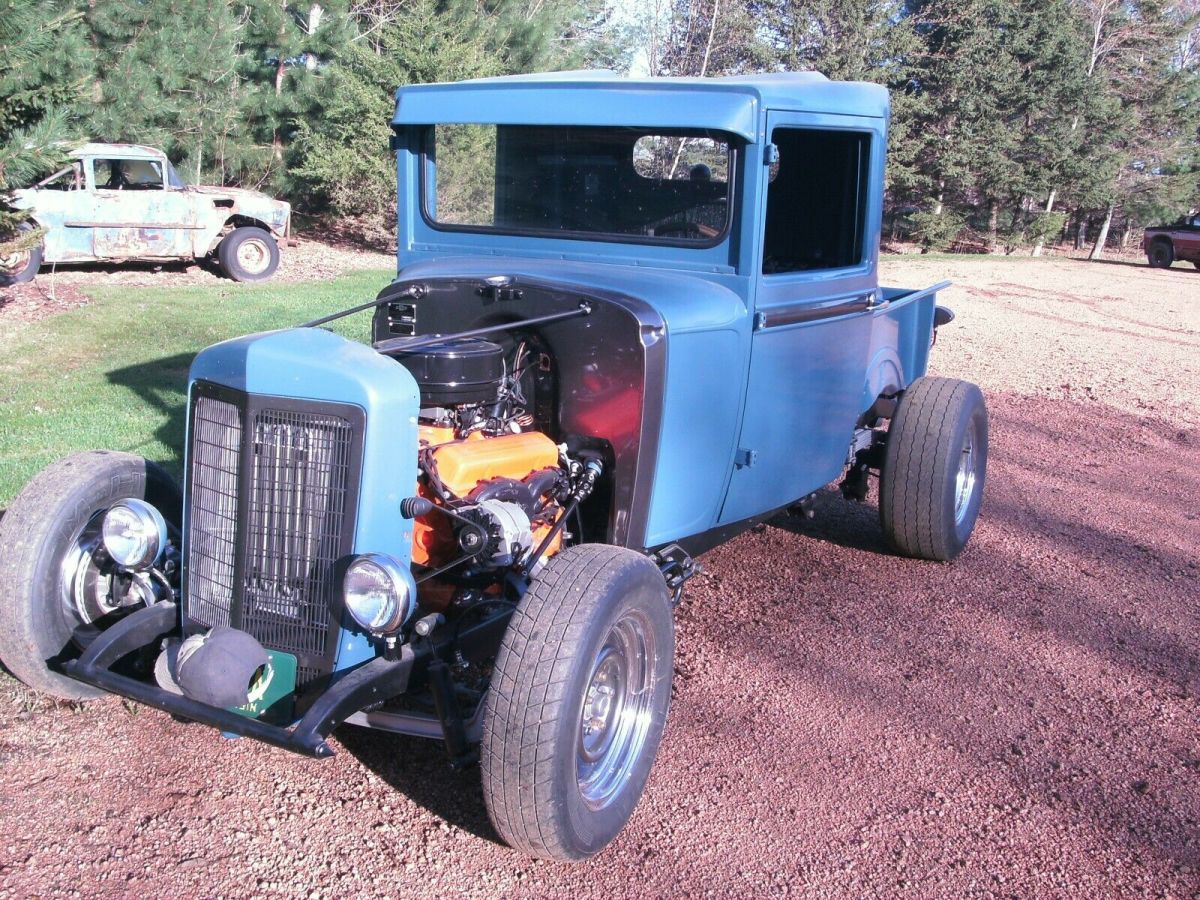 1930 vintage blue Chevrolet Chevy