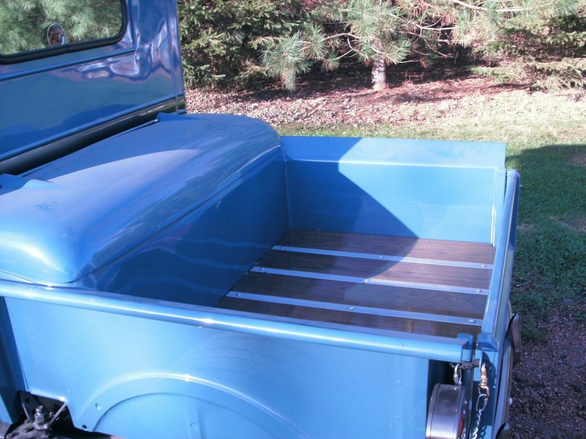 1930 vintage blue Chevrolet Chevy