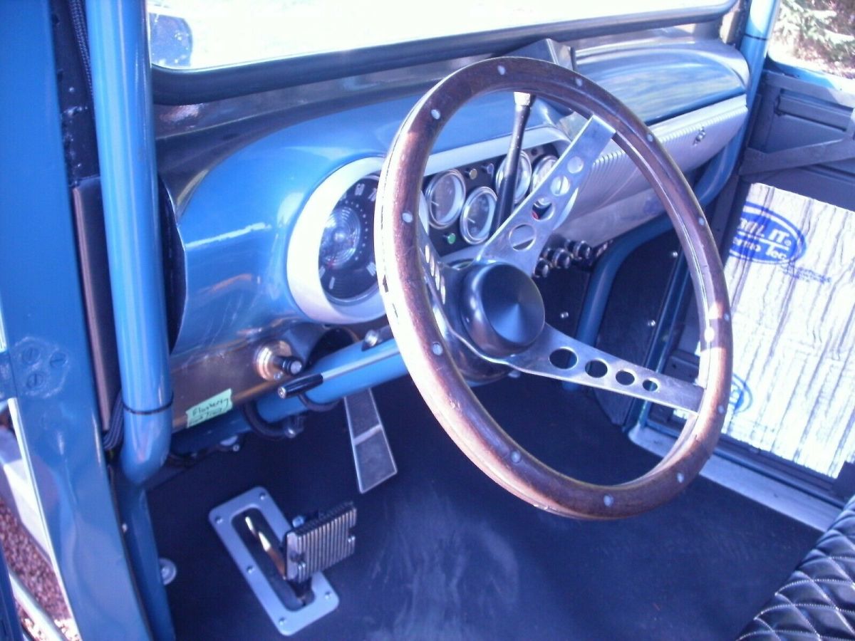 1930 vintage blue Chevrolet Chevy