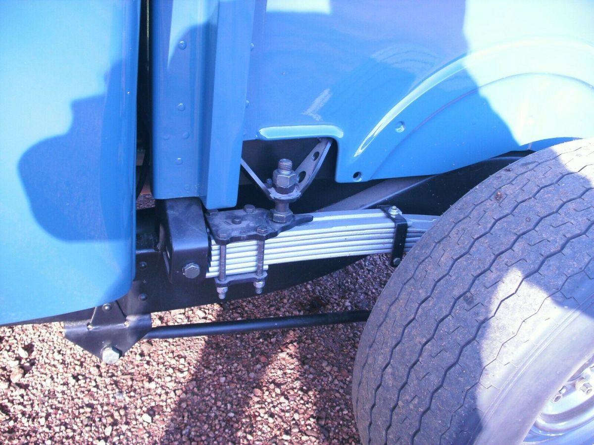 1930 vintage blue Chevrolet Chevy