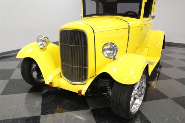 1930 Yellow Ford 5-Window