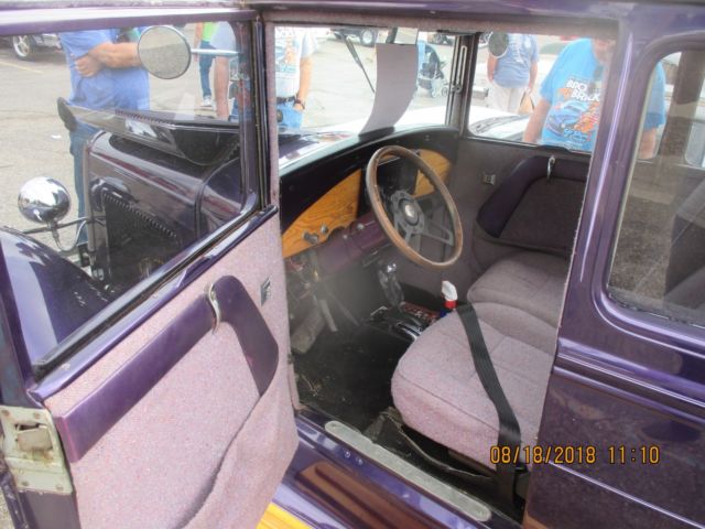 1930 purple Ford Model A 2 door