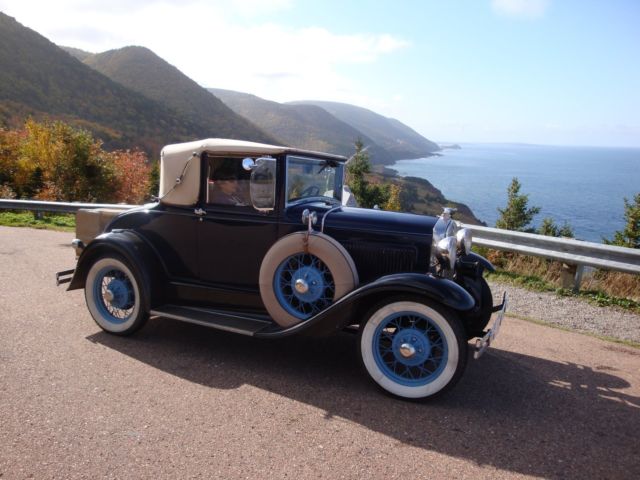 1930 Blue Ford Model A Cabriolet