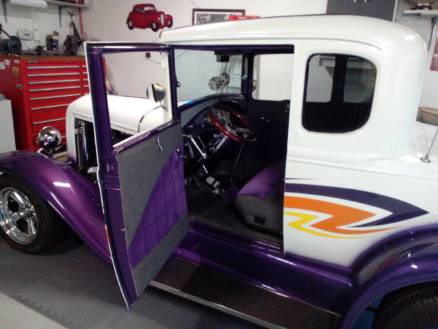 1930 White/Purple Ford Model A