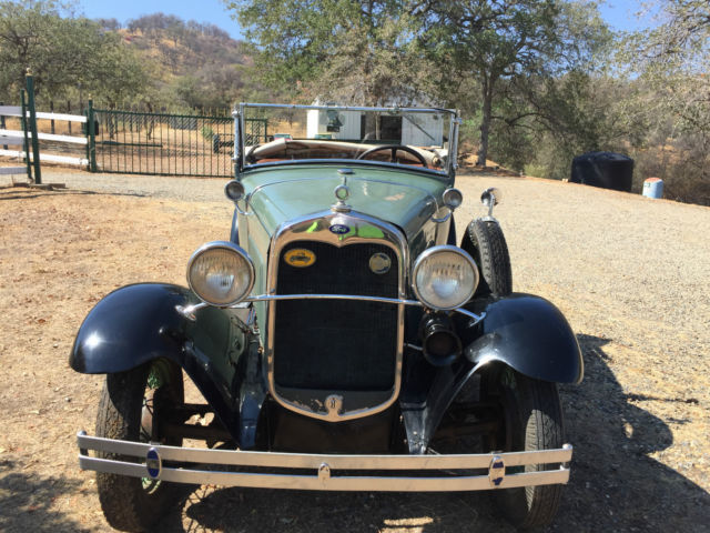 1930 Green/Black Ford Model A Convertible