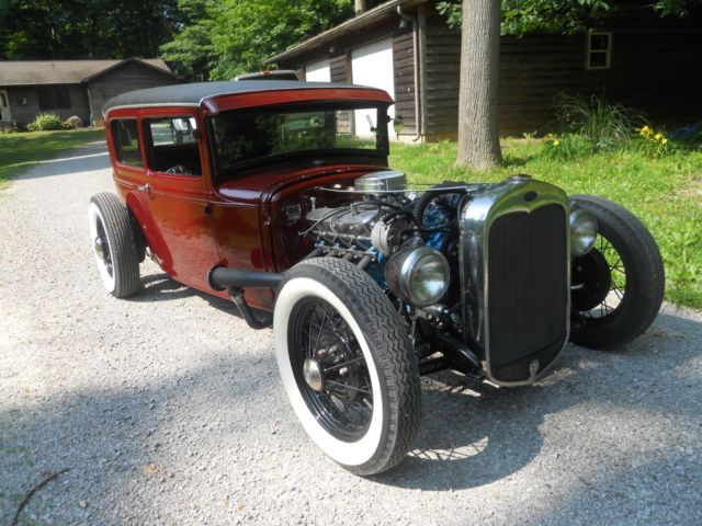 1930 Bordeaux Ford Model A Sedan