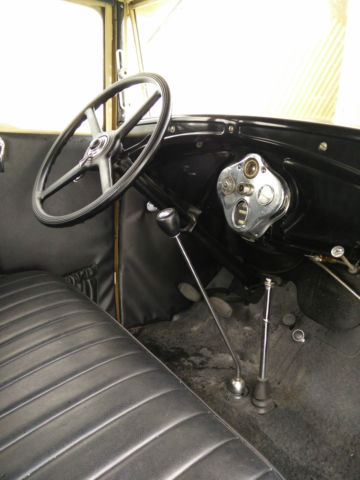 1930 Beige/tan Ford Model A