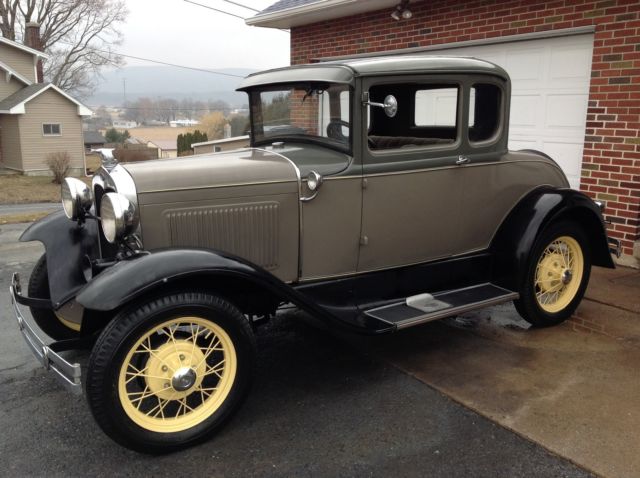 1930 Beige Ford Model A Coupe