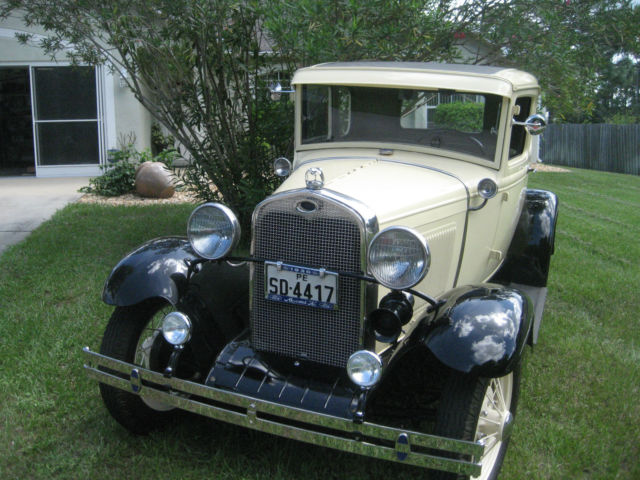 1930 Ivory Ford Model A Coupe 5 windows