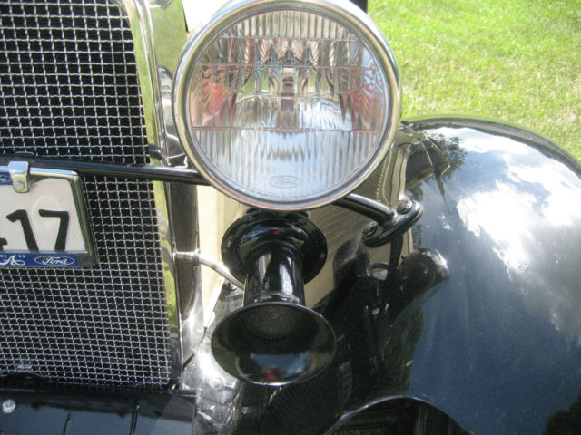 1930 Ivory Ford Model A Coupe 5 windows