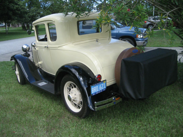 1930 Ivory Ford Model A Coupe 5 windows