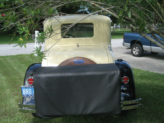 1930 Ivory Ford Model A Coupe 5 windows