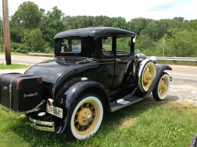 1930 Black Ford Model A 5 window coupe
