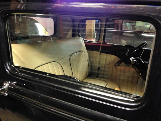 1930 Black granite Ford Model A