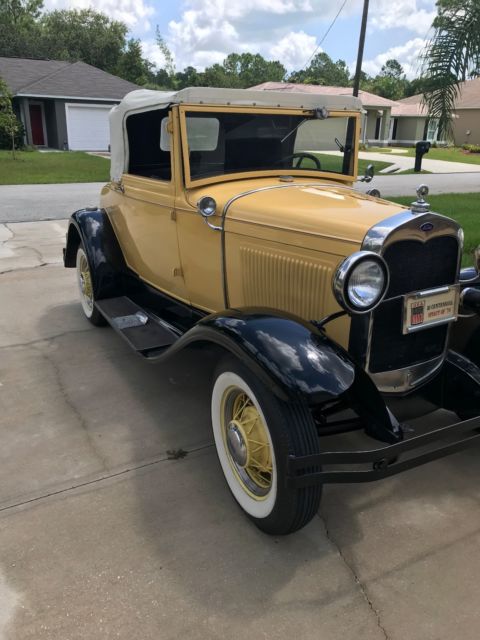 1930 Yellow Ford Model A Convertible