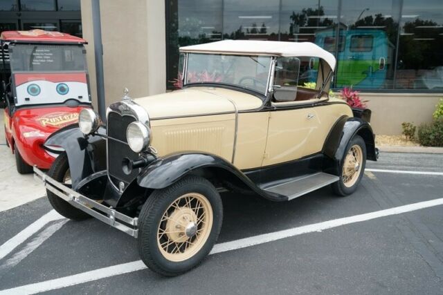 1930 Beige Ford Model A --