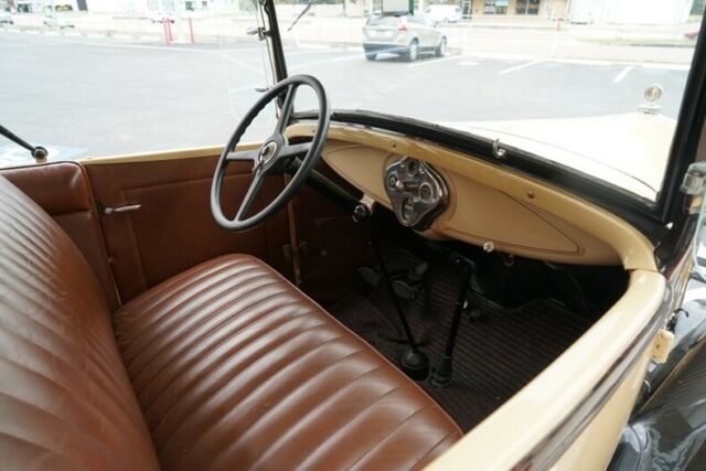 1930 Beige Ford Model A --