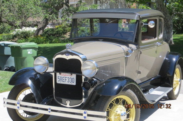 1930 Brown Ford Model A Coupe