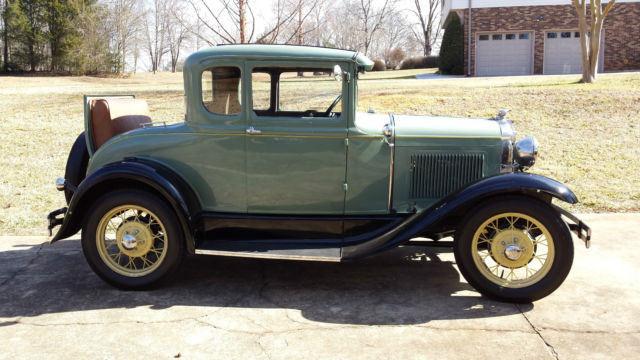 1930 Olive Green - Black Ford Model A Coupe