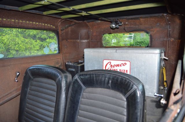 1930 pitina Ford Model A 2 door sedan
