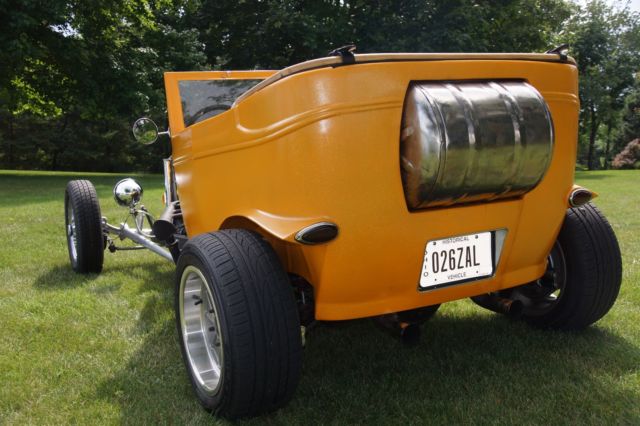 1930 Yellow Metallic Ford Model A Street Rod