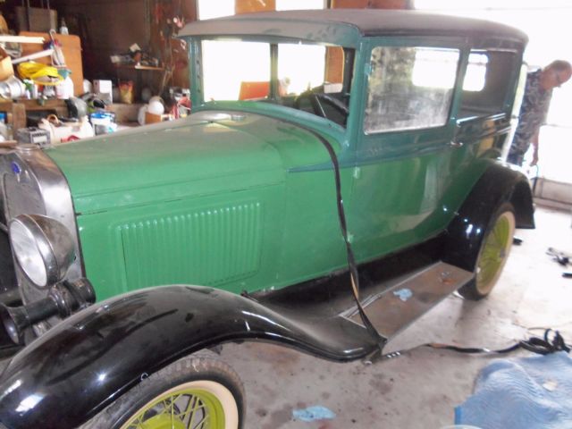 1930 Green Ford Model A Tudor Coach