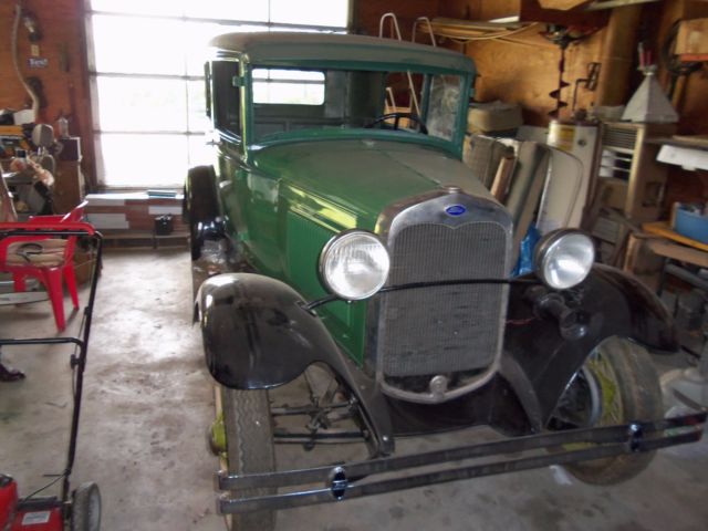 1930 Green Ford Model A Tudor Coach