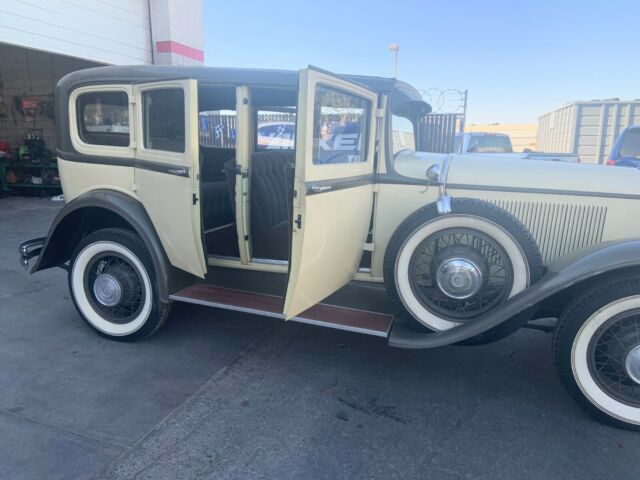 1931 Buick Model 87 Touring Sedan --