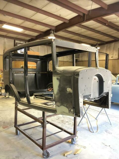 1931 Black Chevrolet AE Independent Delux Sedan Sedan