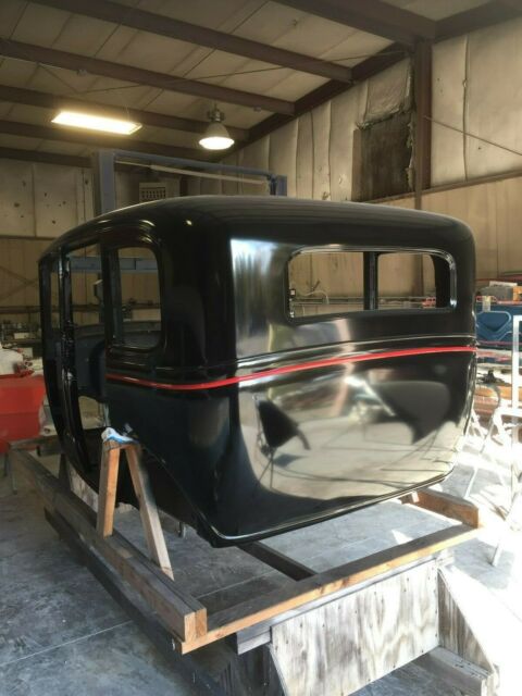 1931 Black Chevrolet AE Independent Delux Sedan Sedan