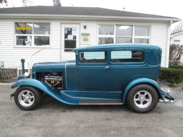 1931 turquoise Ford Model A Coupe