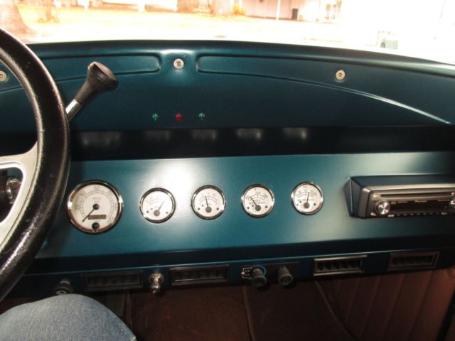 1931 turquoise Ford Model A Coupe