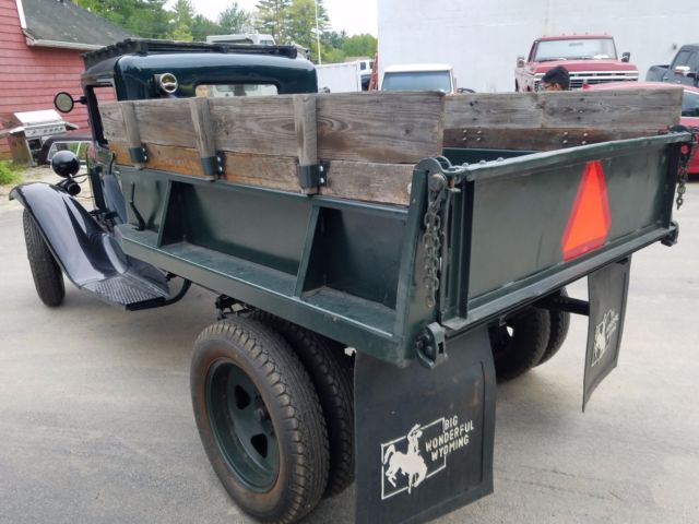 1931 Green Ford Model A Dump