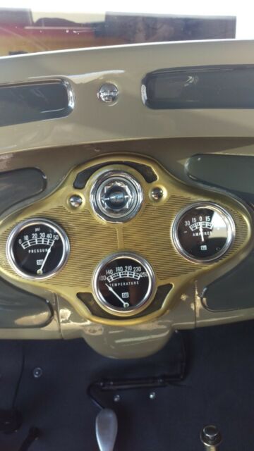 1931 gray chickle Ford Model A Coupe