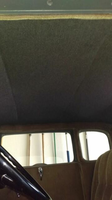 1931 gray chickle Ford Model A Coupe