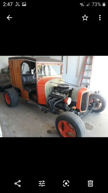 1931 Orange / woodgrain Ford Model T Custom hot rod