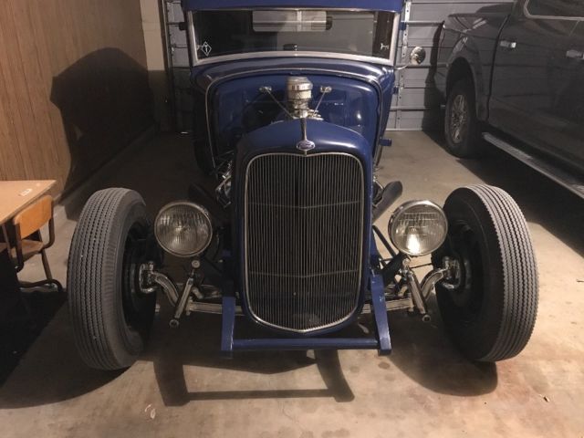 1931 Navy blue Ford Model A Coupe