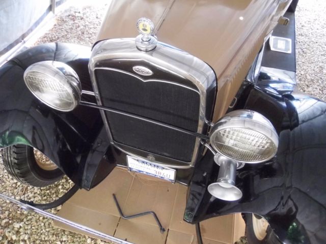1931 Black & Tan Ford Model A Coupe