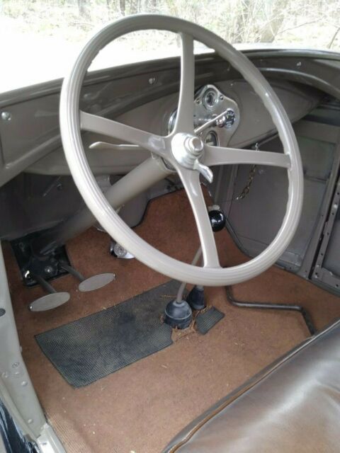 1931 Chicle Drab Ford Model A Coupe