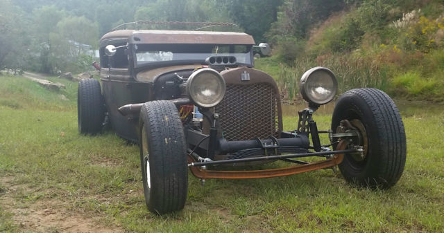 19310000 Rusty Ford Model A