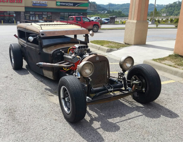 19310000 Rusty Ford Model A