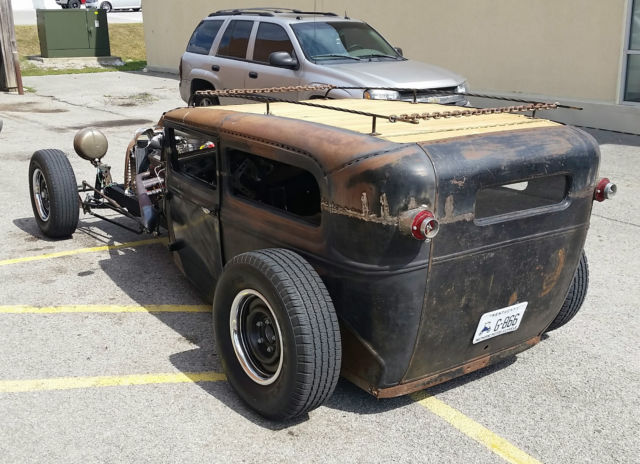 19310000 Rusty Ford Model A
