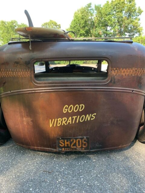 1931 Brown Ford Model A Coupe