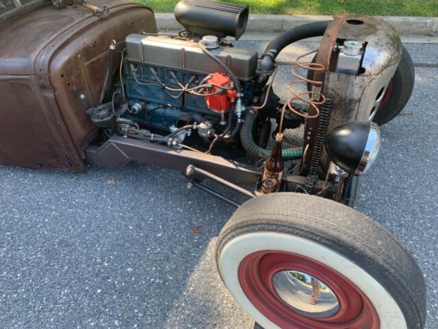 1931 Brown Ford Model A Coupe