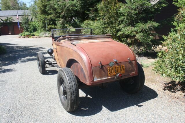 1931 Brown Ford Model A Roadster